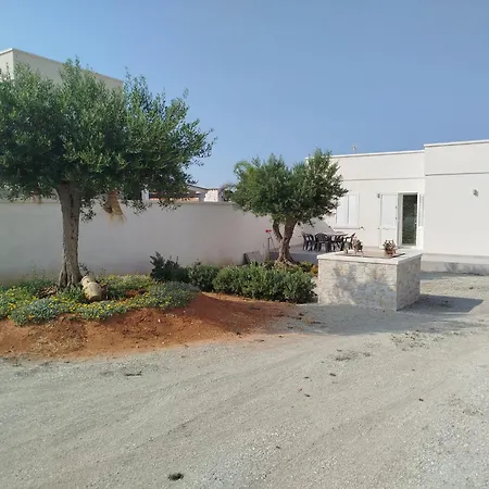 Il Giardino Di Anna Nyaraló *